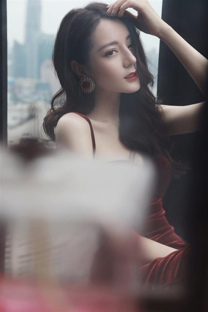 Body Địch Lệ Nhiệt Ba gây choáng ngợp trong ảnh chưa chỉnh sửa-7