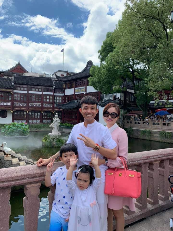 Bà ngoại nóng bỏng nhất Việt Nam: 30 tuổi đã bế cháu, chồng đại gia là bạn thân Cường Đô La-2