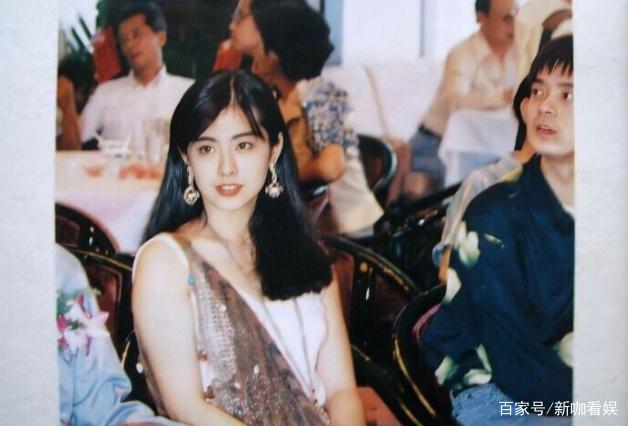 Vẻ đẹp khuynh thành của Vương Tổ Hiền ở tuổi 20-3