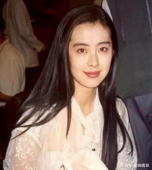 Vẻ đẹp khuynh thành của Vương Tổ Hiền ở tuổi 20-4