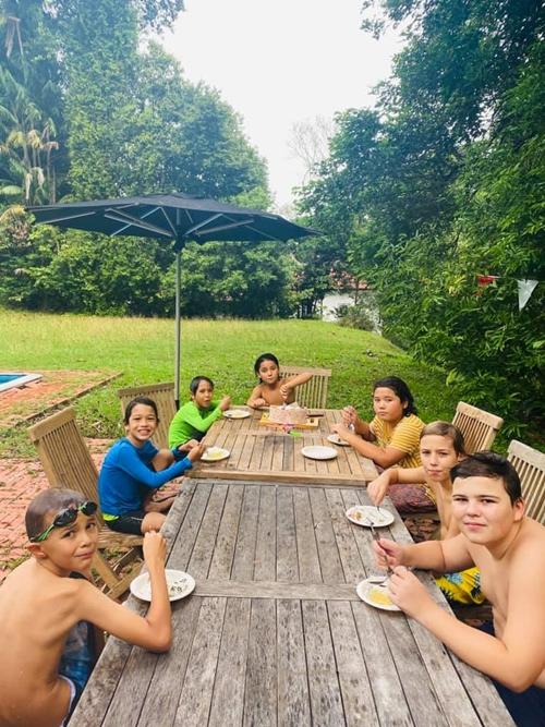 Bằng Lăng đãi tiệc trong nhà cổ 800 năm tuổi-5