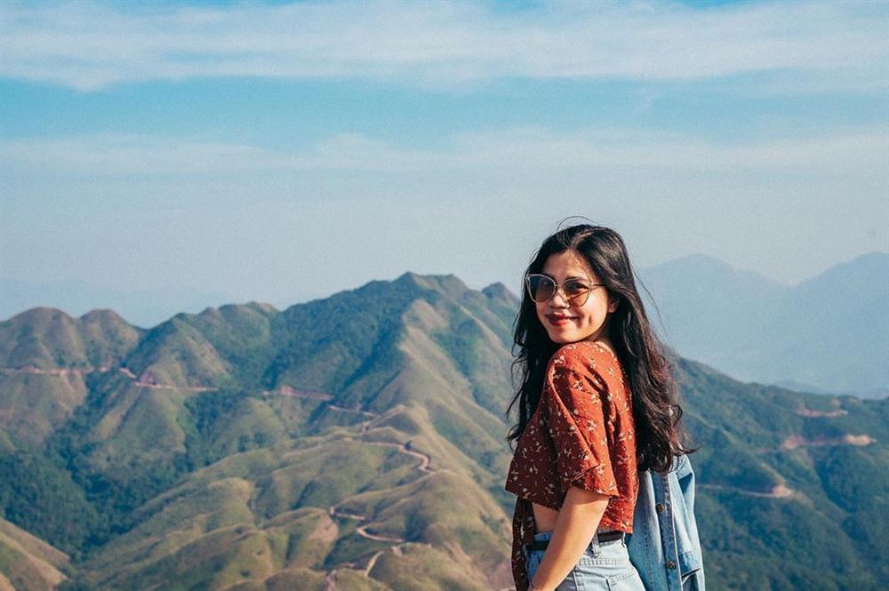 Đứng vào là có ảnh đẹp, sống lưng khủng long Bình Liêu, Quảng Ninh mê đắm giới trẻ-8