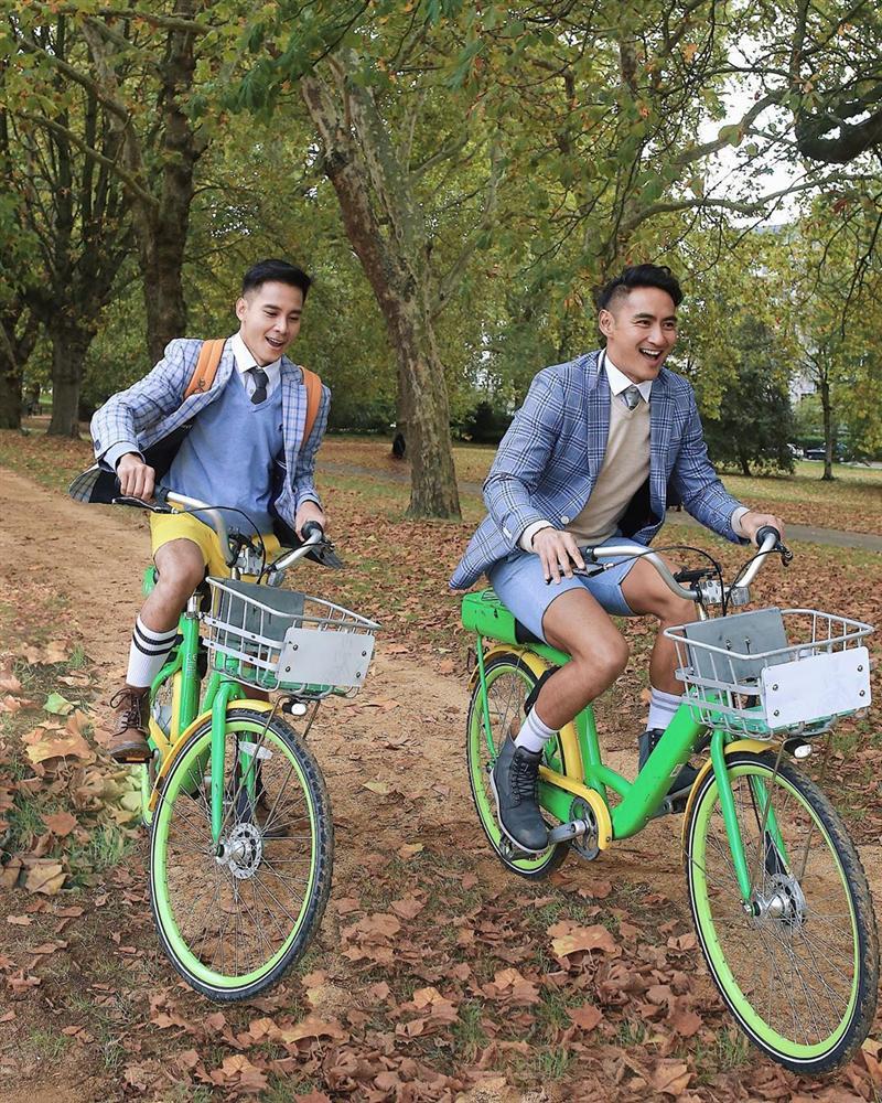 Hồ Vĩnh Khoa không mặc quần áo, hôn bạn đời đồng tính dưới đáy đại dương-11