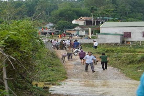 Gia cảnh khó khăn của 3 em học sinh Nghệ An chết đuối thương tâm