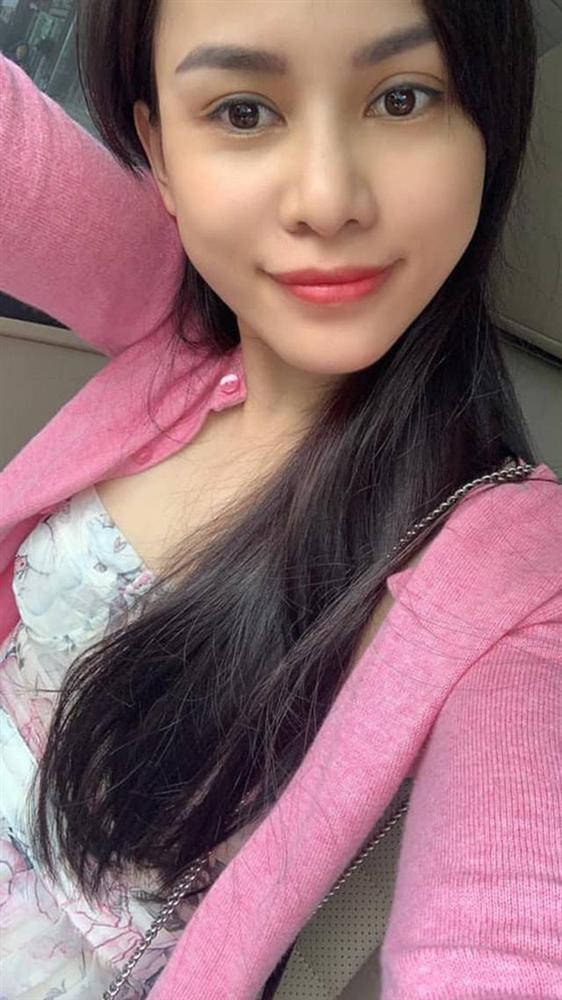 Nhan sắc hội chị dâu của sao: Chị dâu Bảo Thy bốc lửa, chị dâu Hà Hồ gây ngạc nhiên-21