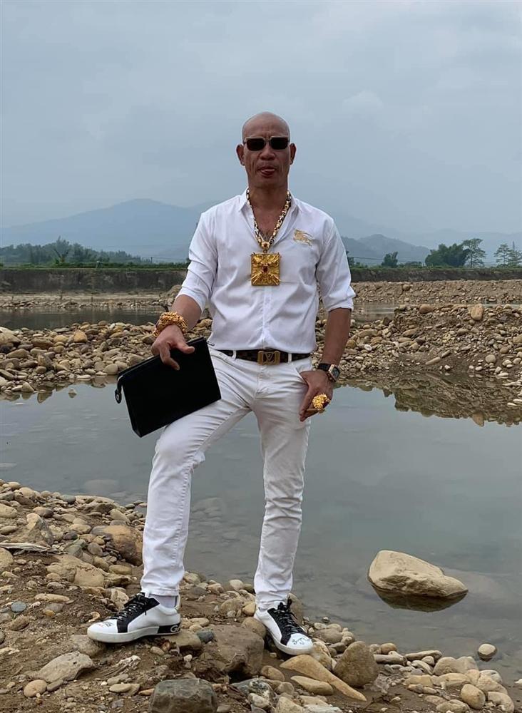 Những con số hết hồn về bộ trang sức của giang hồ mạng Dũng Trọc Hà Đông-6