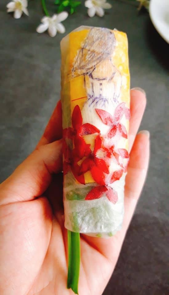 Ngưỡng mộ tài nấu ăn: Tạo hình gỏi cuốn thành bức tranh đậm đà bản sắc Việt-3