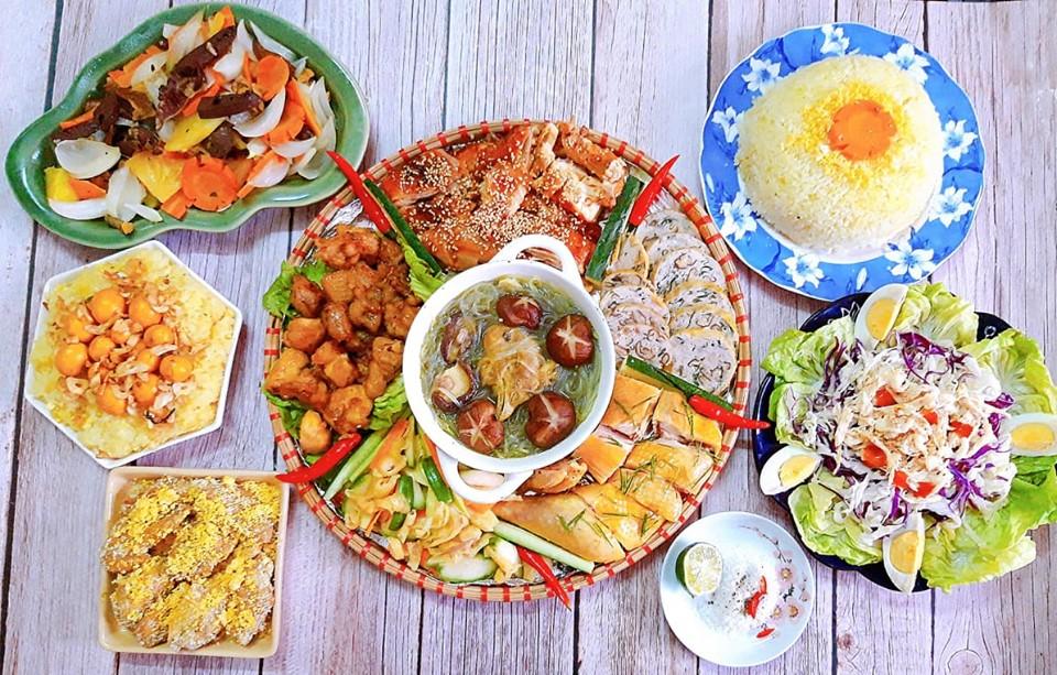 Ngưỡng mộ tài nấu ăn: Tạo hình gỏi cuốn thành bức tranh đậm đà bản sắc Việt-12