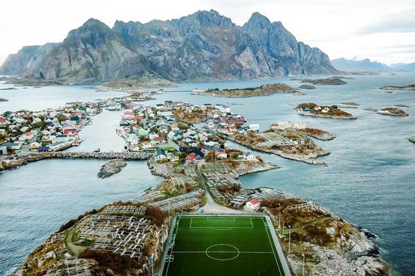 Cuộc sống của 2 người phụ nữ ở Bắc Cực-1