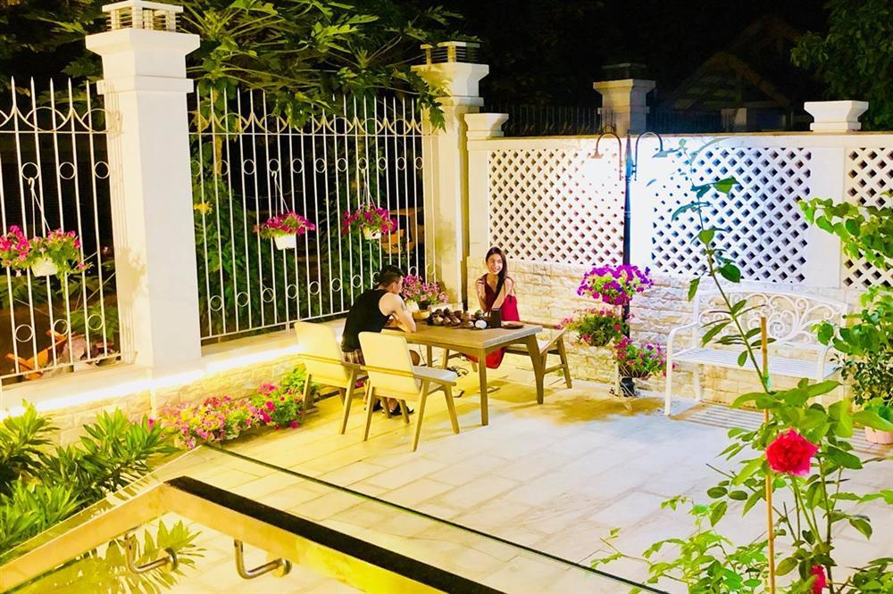 Biệt thự hàng chục tỷ của Công Vinh - Thủy Tiên-11