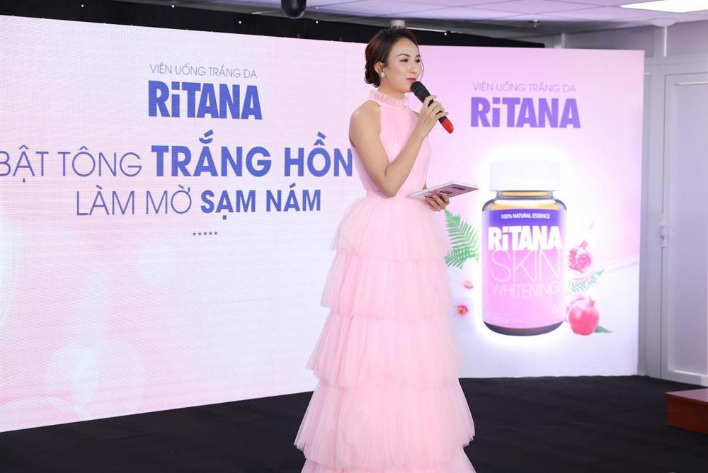 Dàn người đẹp Việt đọ dáng với đầm xẻ tà-7