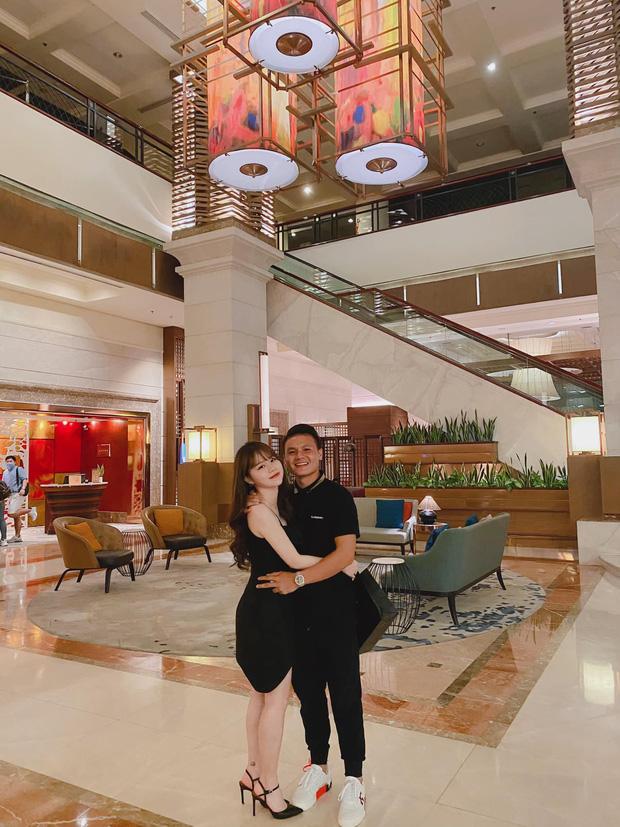 Bạn gái Quang Hải thay đổi diện mạo với tóc ngắn dễ thương-3