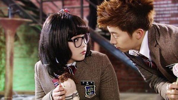 Vai diễn đầu tiên của IU: Một bước lên tiên nhưng đính kèm là scandal chấn động-5