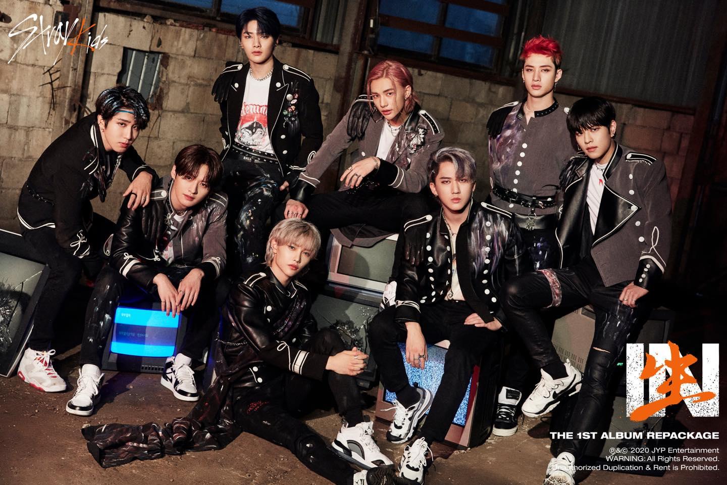 Nhóm nhạc nam Stray Kids cán mốc 300.000 bản đặt trước cho full album repackage “IN生”.
Đây là doanh số đặt trước cao nhất của nhóm kể từ trước tới nay. Album dự kiến sẽ lên kệ vào ngày 14/9.