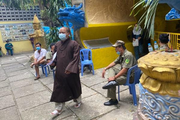 Hơn 400 hũ tro cốt ở chùa Kỳ Quang 2 được nhận diện-2