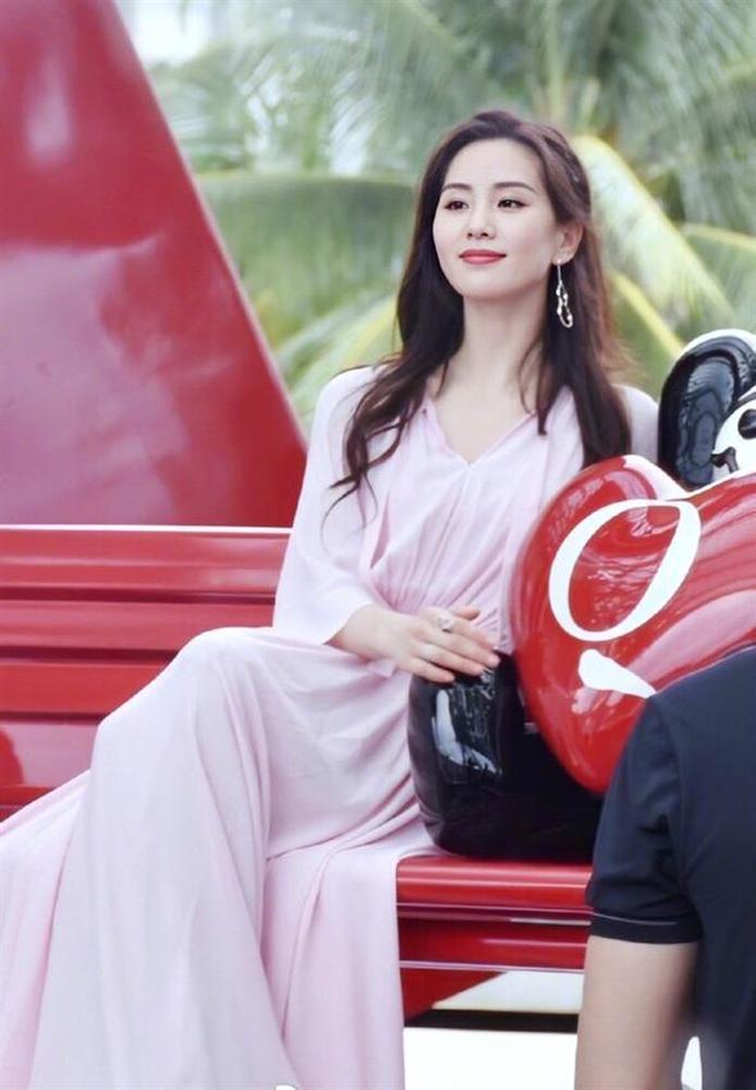 Lưu Diệc Phi - Lưu Thi Thi: bộ đôi mỹ nhân giống nhau từ nhan sắc đến diễn xuất dở tệ-5