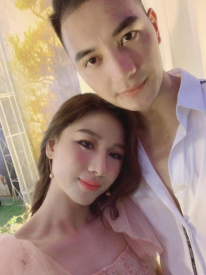 Con gái Bầu Đệ sinh con đầu lòng cho Nam vương Nguyễn Văn Sơn-5