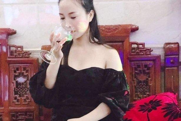 Đi học buổi thứ 2, bé gái về nhà với 12 vết tấy đỏ chi chít khắp người-2