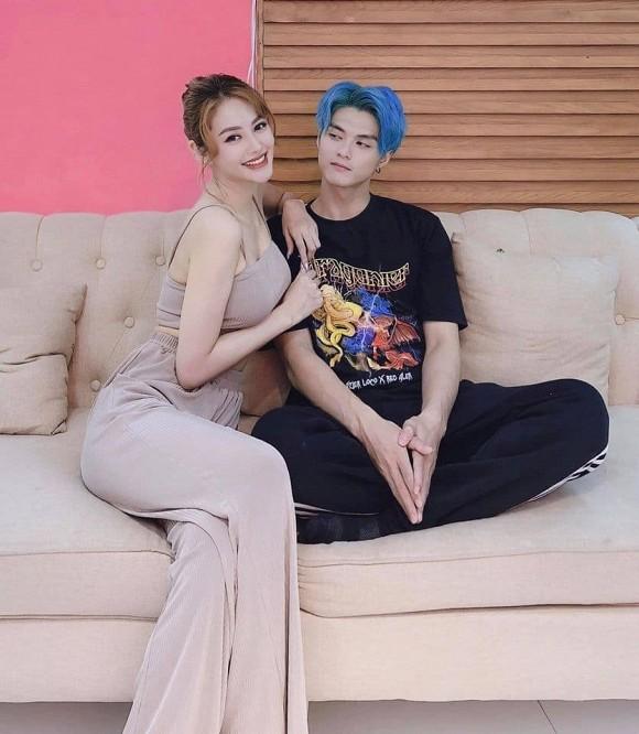 Từng dọa bỏ nhà đi nhưng Linh Chi vẫn đăng loạt ảnh sexy khi mặc váy ngủ, Lâm Vinh Hải phản ứng thế nào?-5