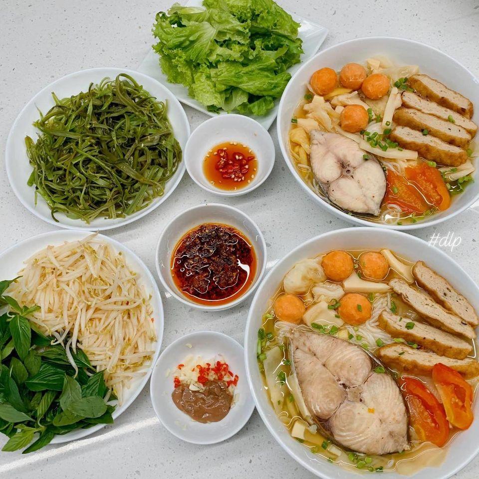 Nữ CEO gốc Huế bận đến mấy vẫn nấu loạt mâm cơm nhà ngon lành cành đào-2