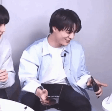 Fan bó chiếu khi Idol ngang nhiên tự spoil thông tin cá nhân-6