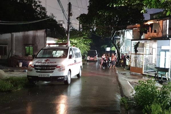 Làm mất 6 triệu đồng dành dụm vợ treo cổ tự tử, chồng ngồi ôm xác trong tuyệt vọng-1