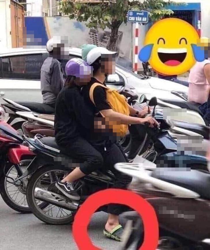 Xuất hiện nhiều bàn tay hư vô tư sờ soạng chỗ hiểm người yêu giữa phố-2