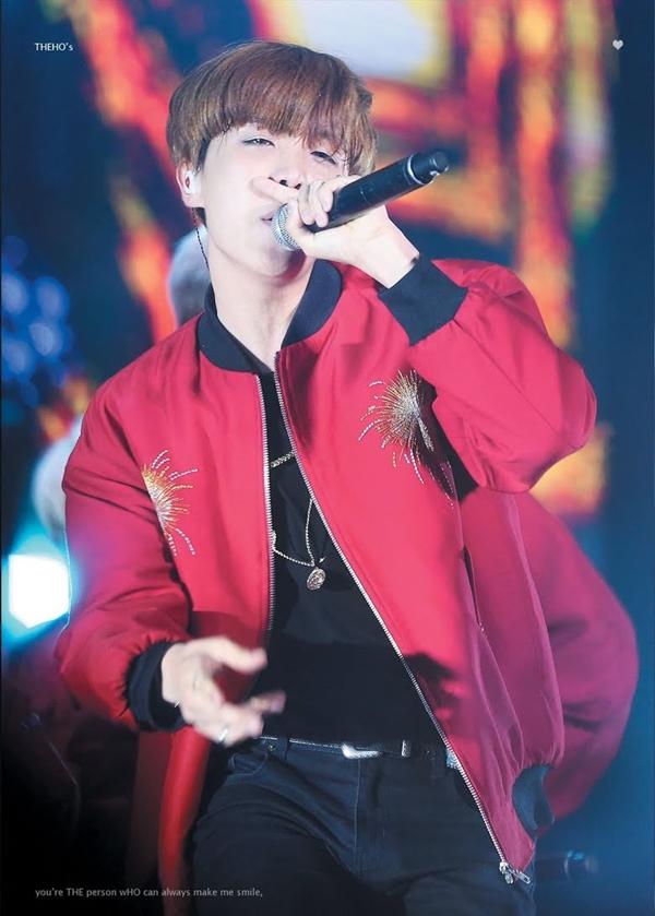 Ảnh BTS mờ toét mắt mà ARMY đọc tên idols chuẩn không trượt phát nào-4