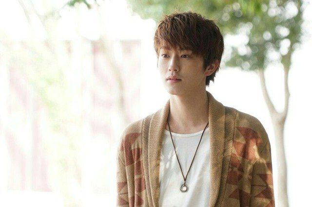 Vợ dắt trai lạ về ân ái cuồng nhiệt, tôi khép cửa giúp, ra quán cafe ngồi chờ-1