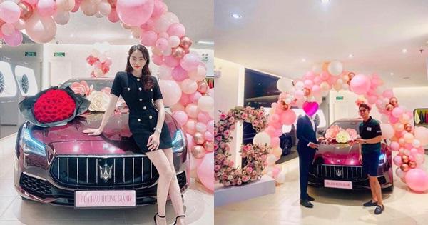 Kiểm kê loạt quà khủng dàn soái ca tặng người yêu mà choáng: Lâu đài 3,5 triệu đô, xe 8 tỷ có đáng bao nhiêu!-1