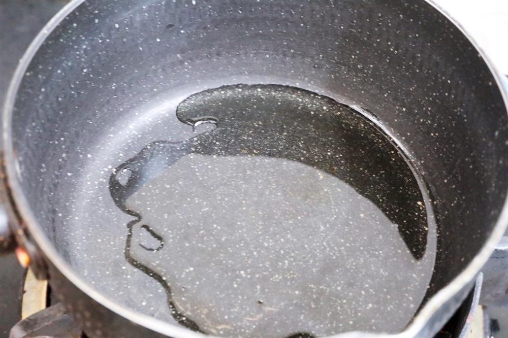 Chỉ là cá hấp thôi mà sao lại nghệ thuật thế này, làm xong mẹ chồng khen tấm tắc!-13