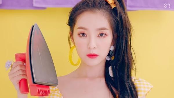 Sở thích kịch độc của loạt Idols đình đám K-Pop-7