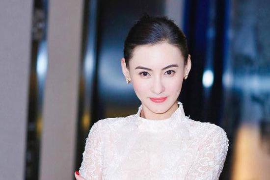 Khoe ngực nở, mông cong sau sinh, Trương Bá Chi bị cười nhạo không ra gì