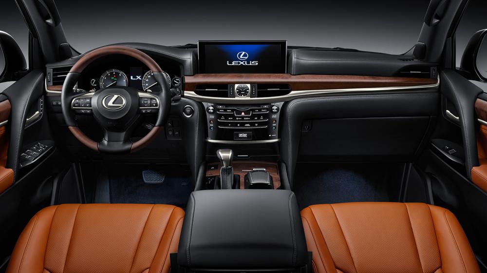 Lexus 570 trong vụ đánh ghen phố Lý Nam Đế có gì mà Tuesday mê man đến vậy?-8