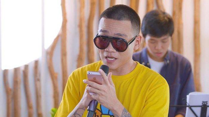 HLV duy nhất của Rap Việt chưa lộ người thương: Muốn thân hình bự lên để bảo vệ bạn gái!-8