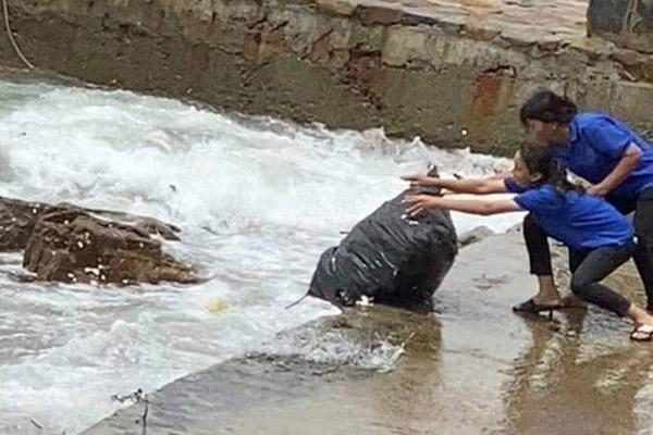 Phiên bản đèn Trung thu cho các ông chồng sấp mặt việc nhà khiến chị em cười sặc-16