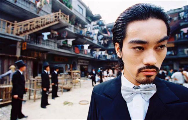 Bản sao Lý Tiểu Long: Nổi tiếng nhờ Châu Tinh Trì, hạnh phúc bên con gái trùm xã hội đen-6