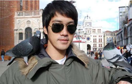 Bản sao Lý Tiểu Long: Nổi tiếng nhờ Châu Tinh Trì, hạnh phúc bên con gái trùm xã hội đen-3