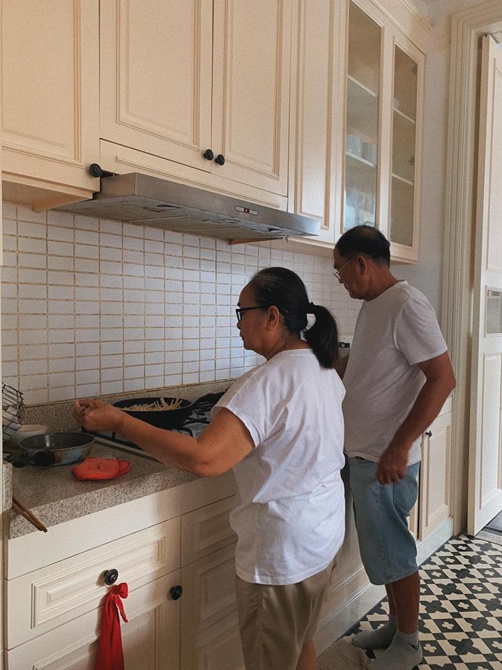 Tăng Thanh Hà trốn chồng con đi du lịch cùng những người đặc biệt-13