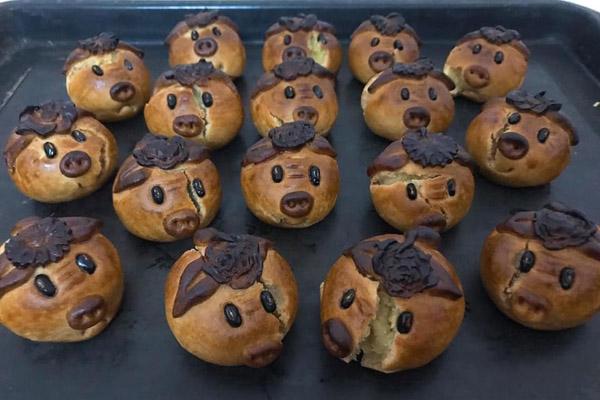 Đặt bánh kem sinh nhật hình người nhện trên mạng, kết quả nhận về hóa hình nhân thế mạng-8