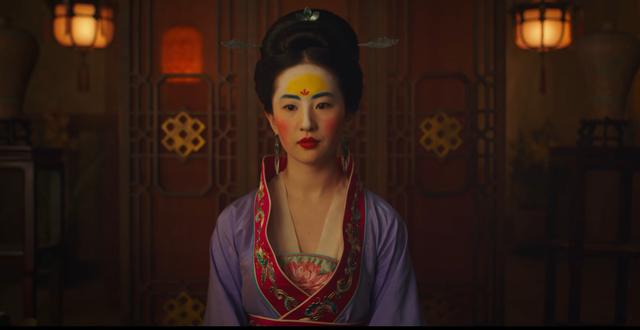 Được đầu tư 4600 tỷ đồng, Mulan vẫn đầy rẫy những hạt sạn ngớ ngẩn-1