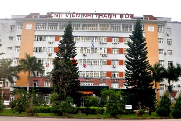 Nam thanh niên tử vong bất thường tại nhà riêng với vết cắt sâu trên cổ-2