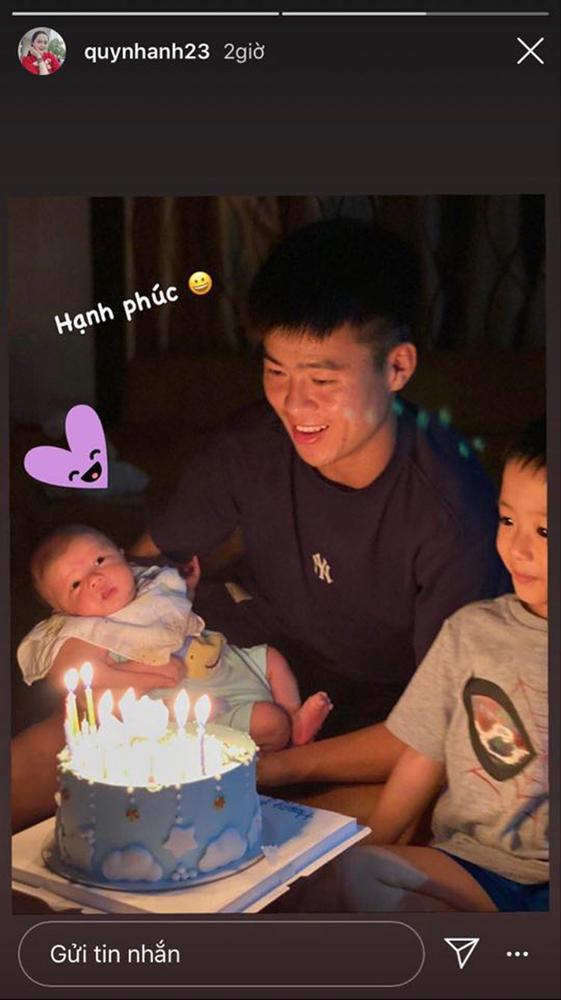 Đỗ Duy Mạnh - Quỳnh Anh khoe ảnh tiệc đầy tháng ấm áp của con trai-2