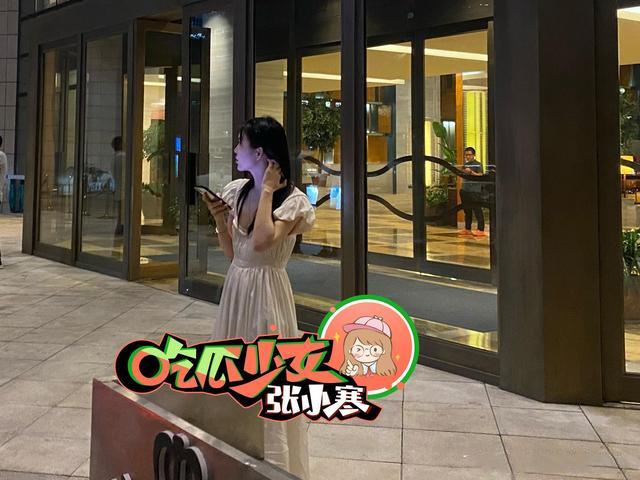 Hồ Nhất Thiên lộ ảnh qua đêm khách sạn với Triệu Anh Tử-1