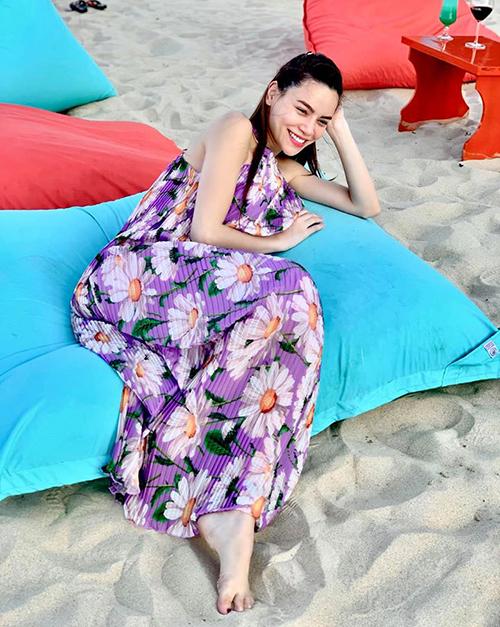 Pha xử lý cồng kềnh của Hà Hồ: Tự làm lộ bụng to tướng xong xóa đi thay ảnh photoshop cực nuột-10