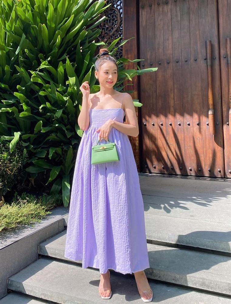 Cùng diện đồ hồng: Diệu Nhi khỏe khoắn - Khánh Vân hơi hướng menswear-2