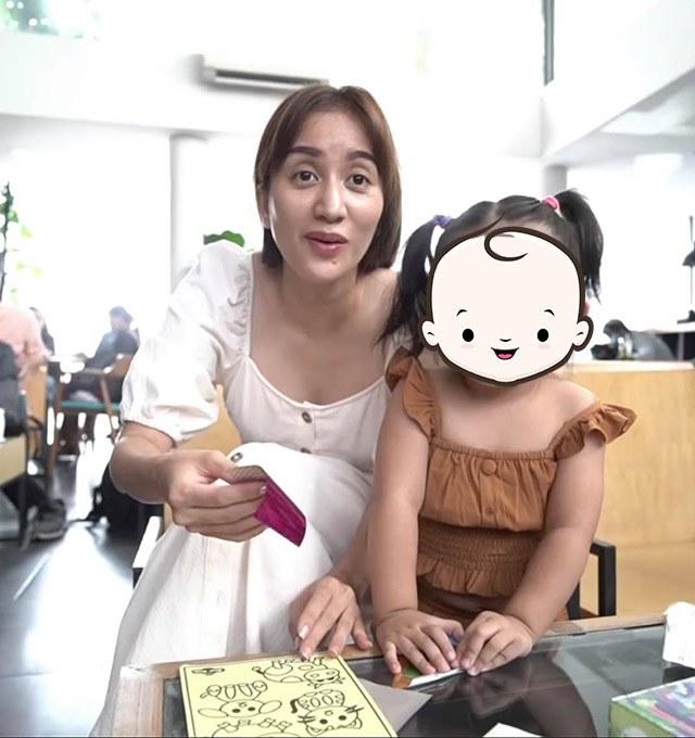 SAO MAKEUP OVER: Khánh Thi lộ mặt mộc hốc hác, chảy xệ - Sơn Tùng mất vẻ soái ca-1