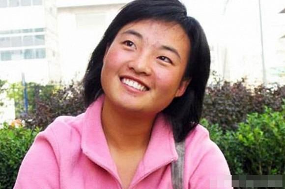 Cô bé chăn lợn được Trương Nghệ Mưu giúp nổi tiếng chỉ qua một đêm hiện sống thế nào?-7