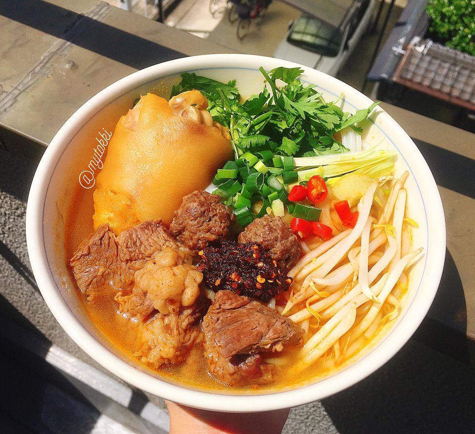 Nữ sinh khéo tay với món sợi và nước đậm hương vị quê nhà, bày trí đẹp như quảng cáo-2