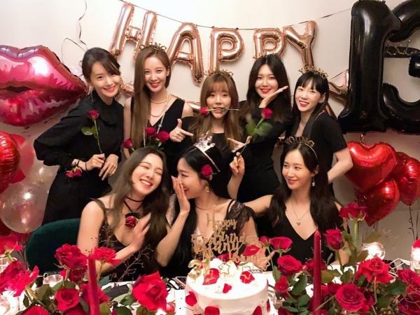 Phát hành tự truyện như thể là nạn nhân, Jessica bị đào mộ khoảnh khắc xấu tính-8